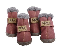 UGG выпустили коллекцию обуви для собак